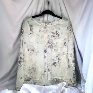 Lauren Conrad flower print blouse - size Medium - white, gray, pink